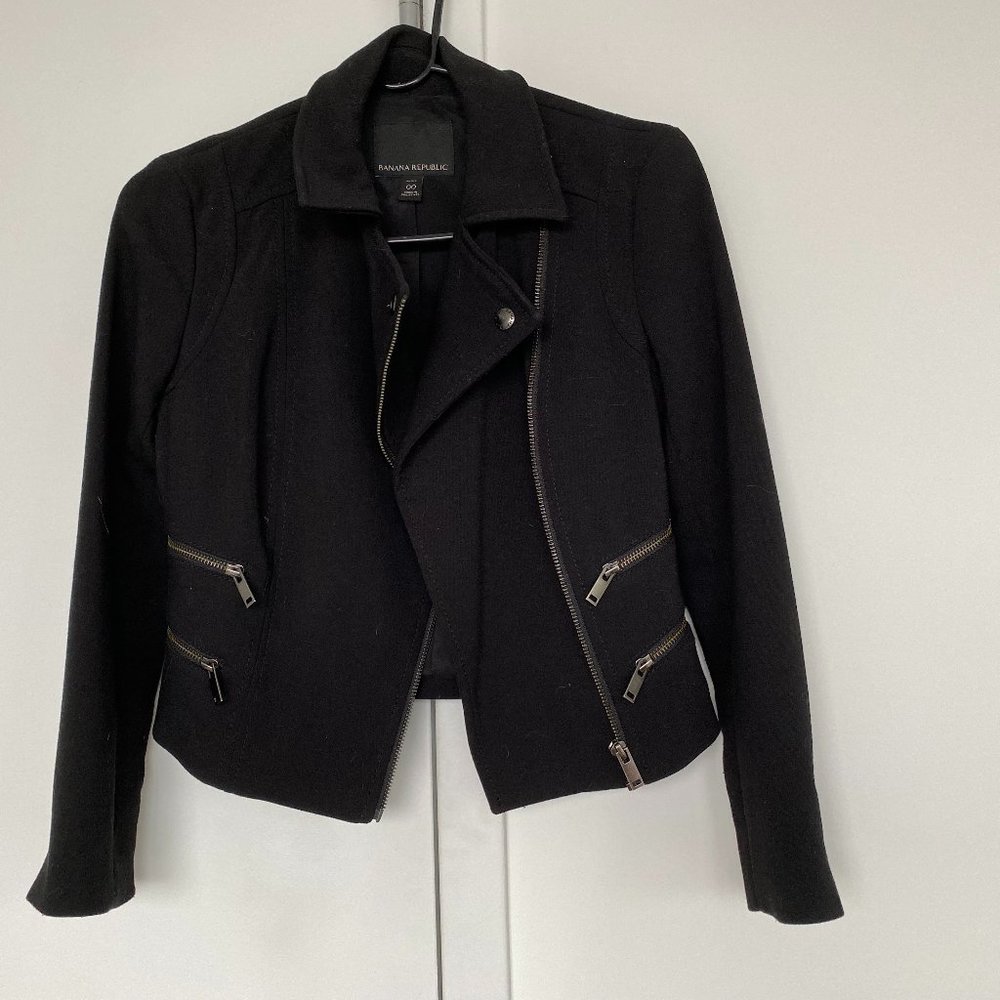 Cropped moto blazer